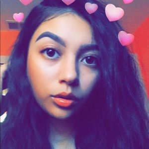 Meet your Posher, Abigail